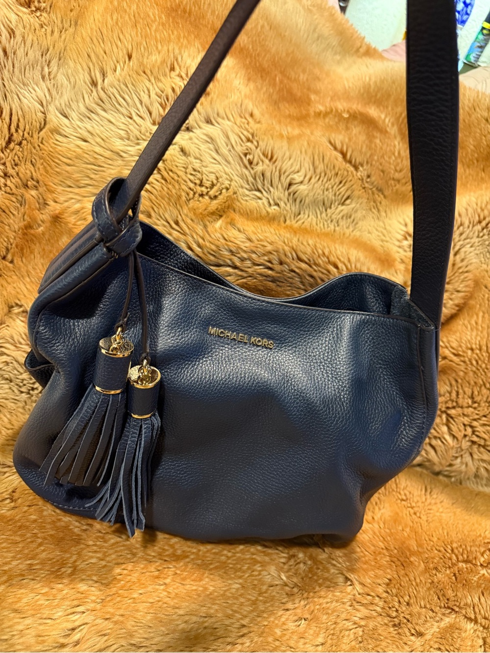 Michael Kors Ashbury Large Shoulder Bag